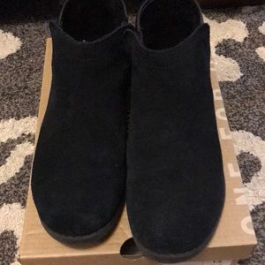 TOMS Black Suede Boots